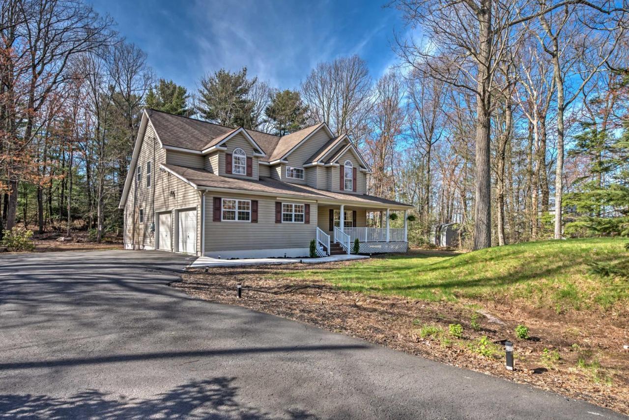 House Bar And Deck, 2 Mi To Holiday home Tannersville